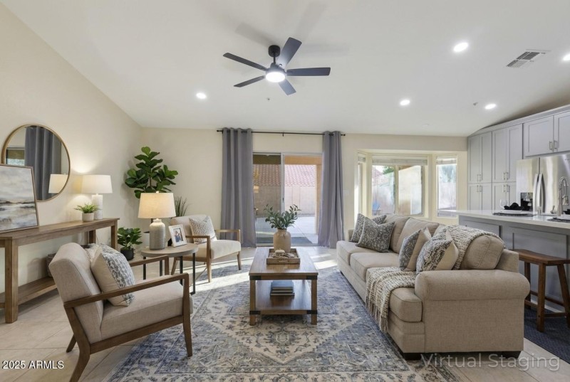 collov-ai_20251216005235_rjrj21