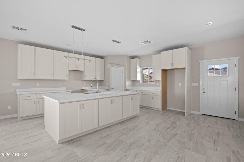 31912 S Bush St Wittman AZ 85361-21