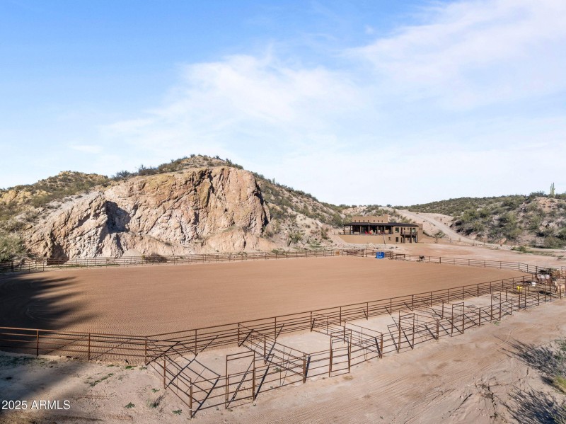 7-web-or-mls-DJI_20251215154015_0106_D