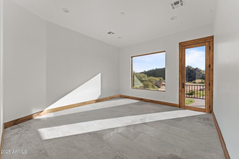 17-web-or-mls-DSC04669_1 (2)