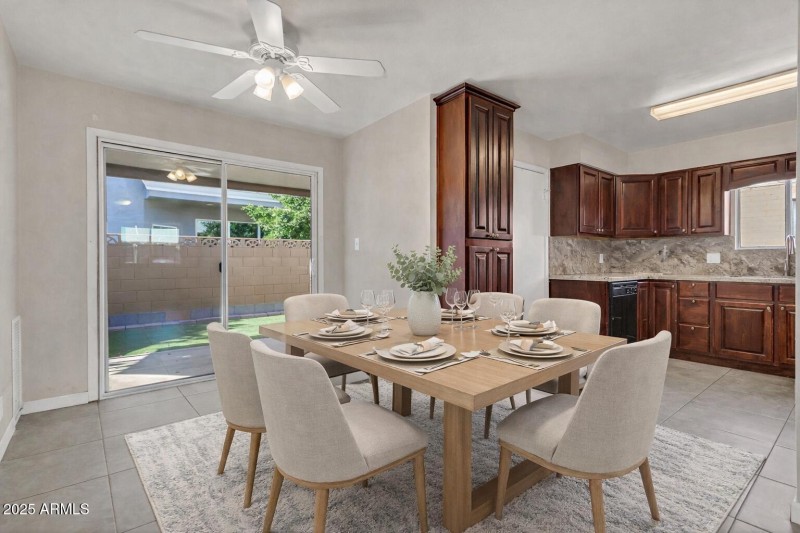 3302 East Pinchot Avenue, Apt 9 Phoenix