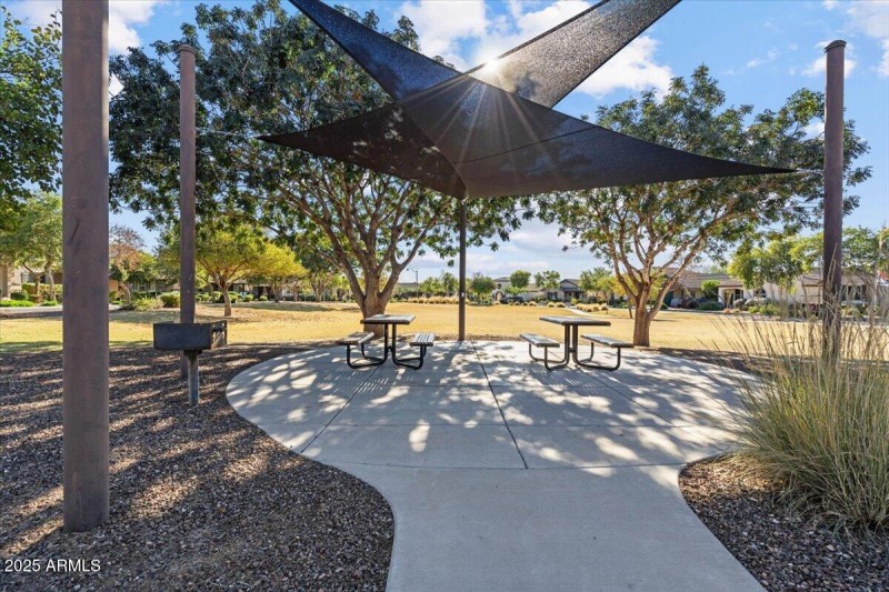 2387 N Heritage_Park Nearby