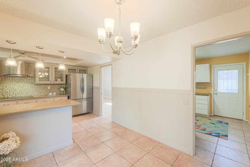 17801 N Boswell Blvd