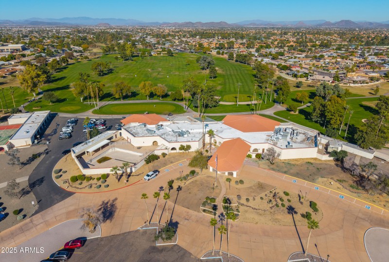 17801 N Boswell Blvd