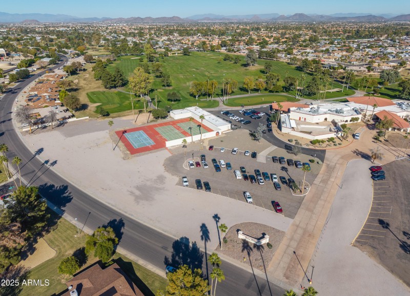 17801 N Boswell Blvd