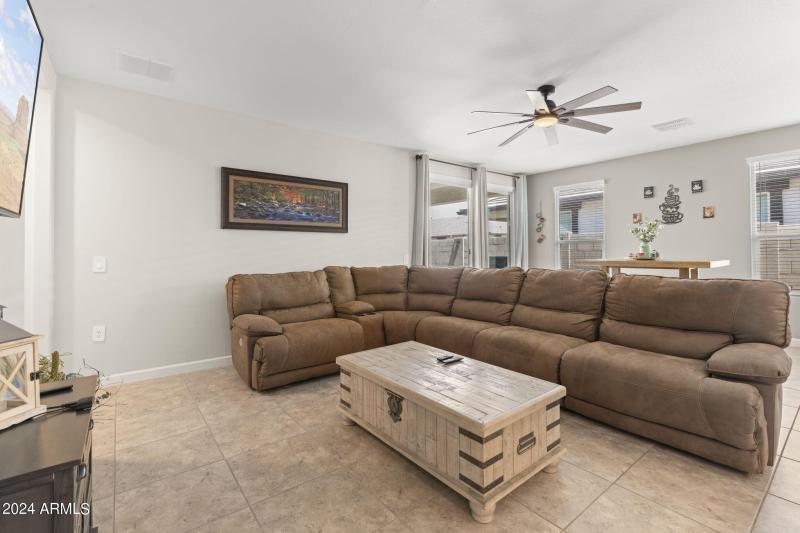 13-web-or-mls-37750-w-san-alvarez-ave