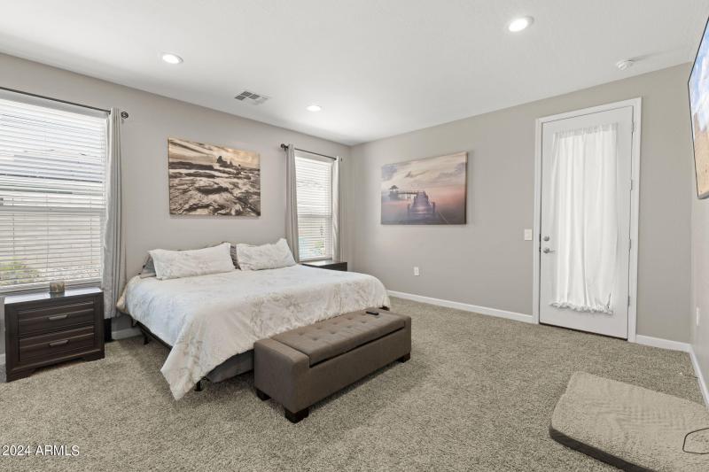 17-web-or-mls-37750-w-san-alvarez-ave