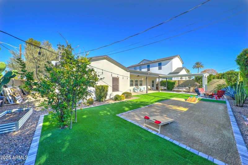 4001 E Indianola Ave-37