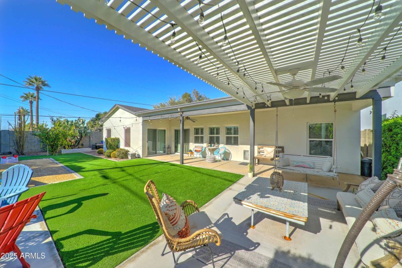 4001 E Indianola Ave-38