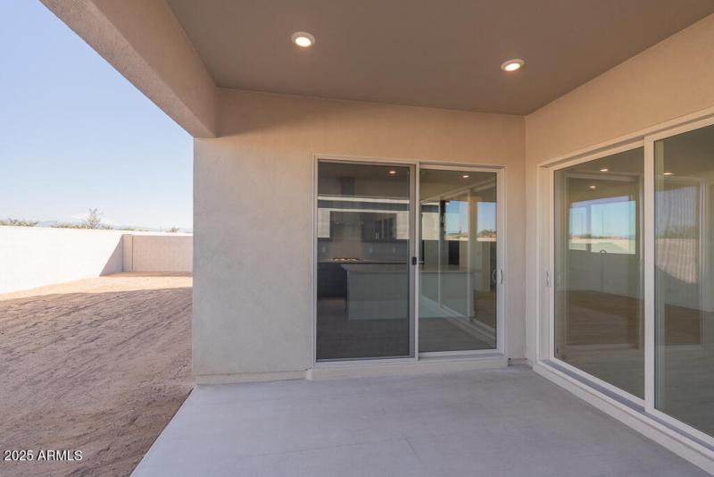 Tri Pointe Soleo 328 - Covered Outdoor L