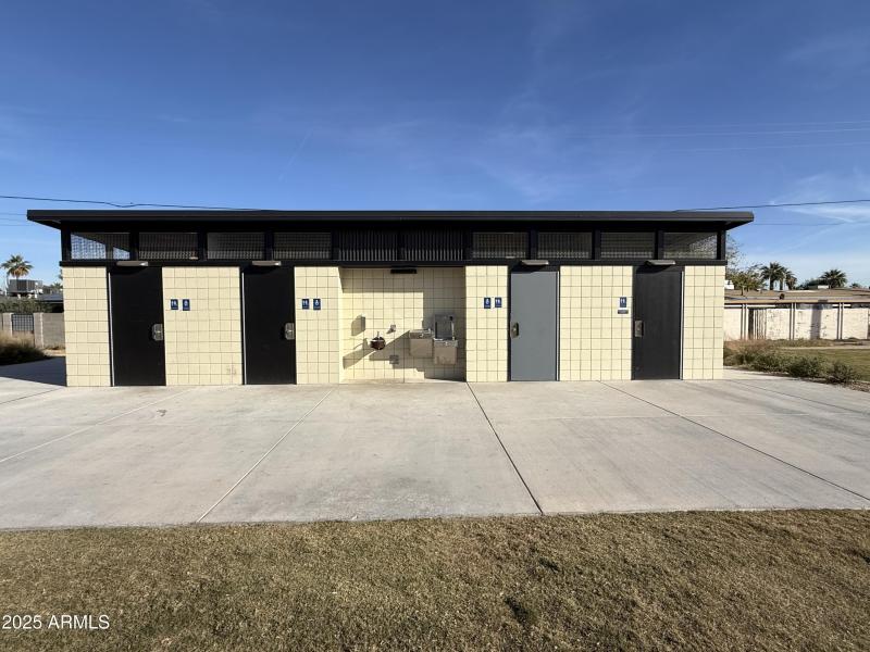 Nearby Paiute Park Facilites