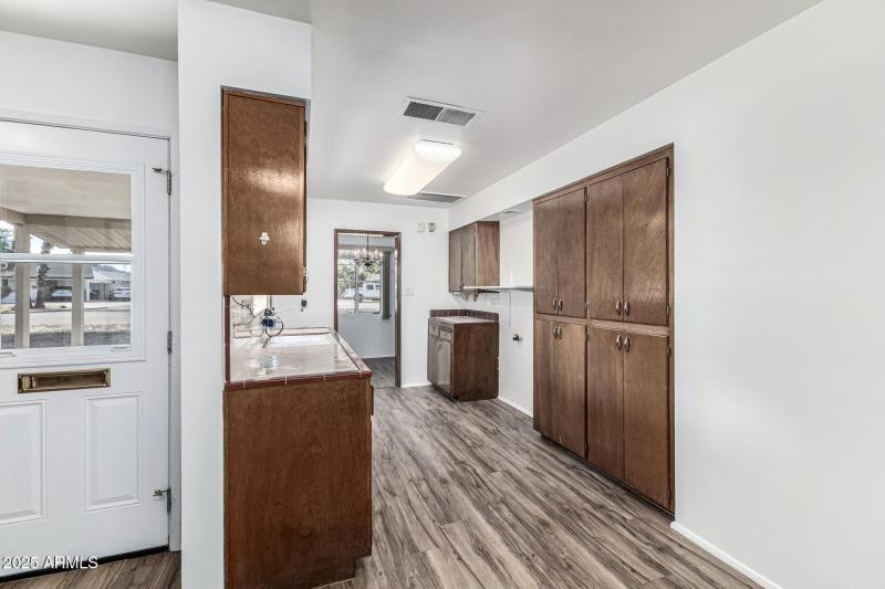 2221 N 71st St Kitchen