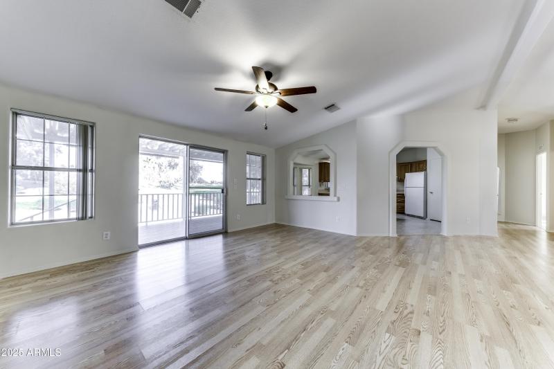 17200 W Bell Rd Lot # 2360 Surprise AZ r