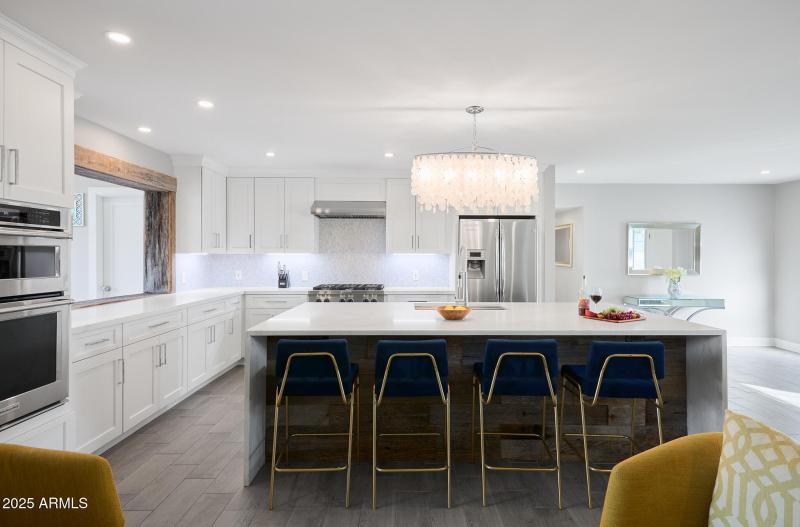 PropertyImageCo_8620EPlazaAve_WEB_12