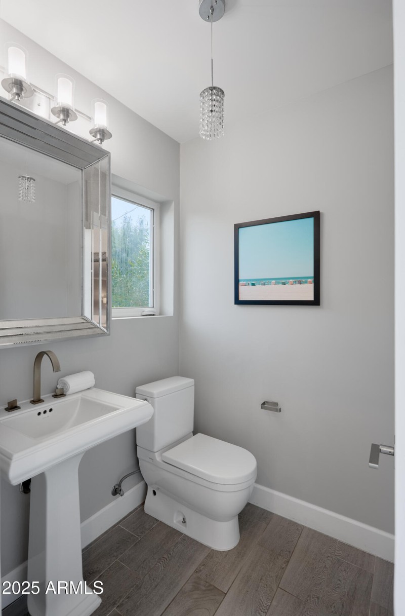 PropertyImageCo_8620EPlazaAve_WEB_19