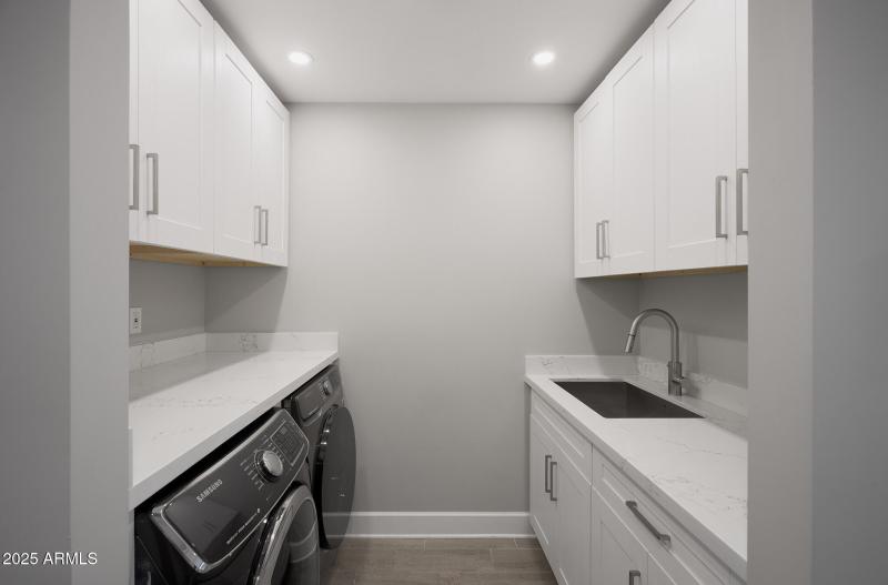 PropertyImageCo_8620EPlazaAve_WEB_32