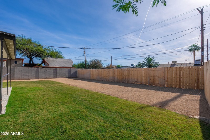 7319 E Polk St, 12-18 - 03