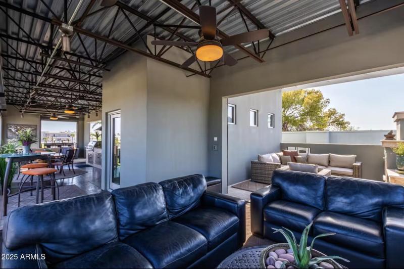 Screenshot 2025-12-19 at 10.27.52AM