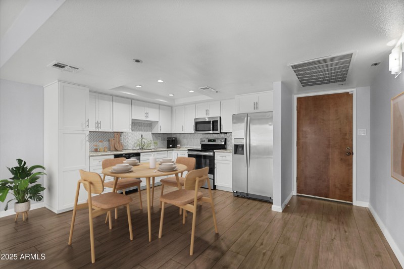 01-20251218-DSC01995