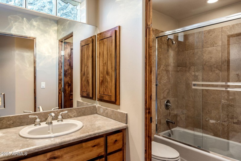 62-web-or-mls-D46A7545