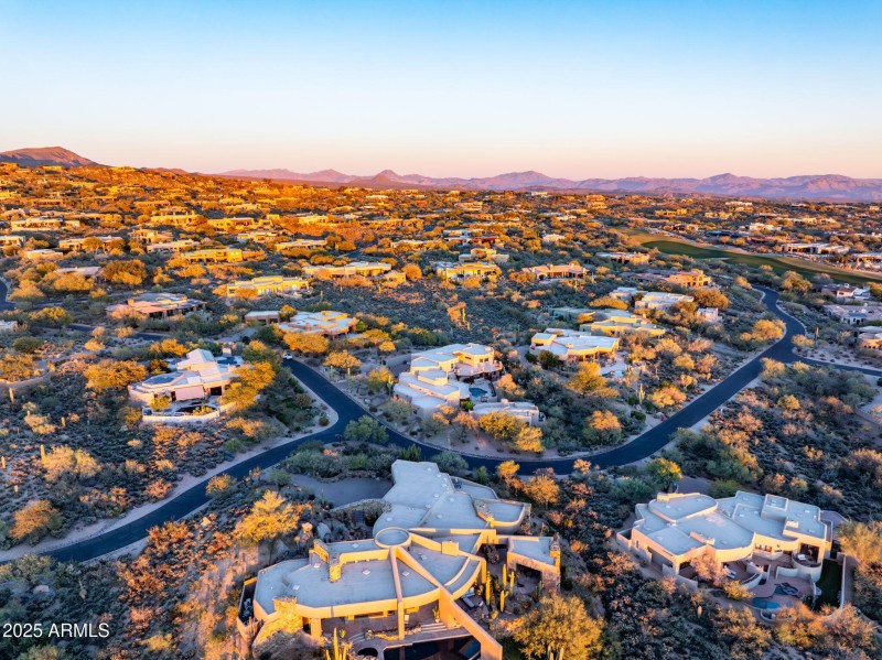 113-web-or-mls-DJI_0255