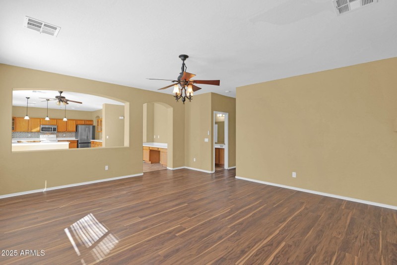 22-web-or-mls-P1404769