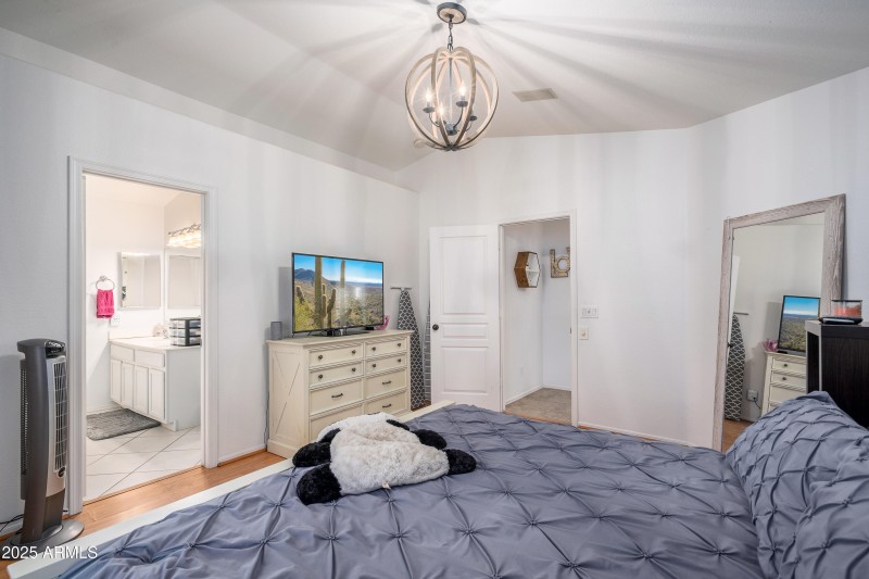 2246 E Soft Wind Dr (17)