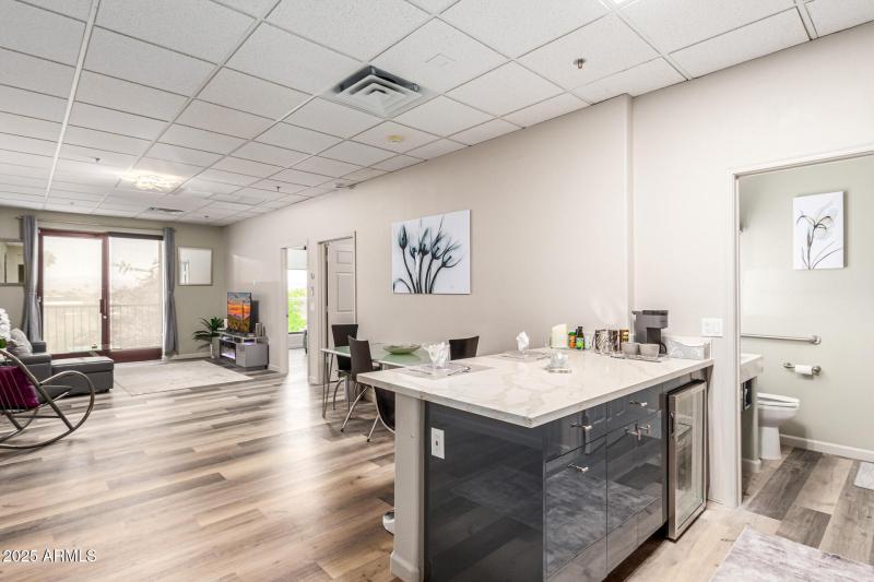 07 - Ave of the Fountains