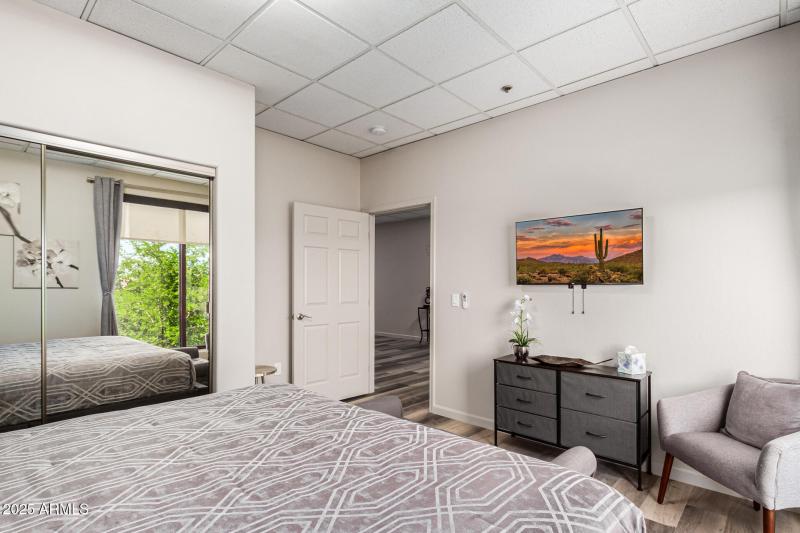 25 - Ave of the Fountains