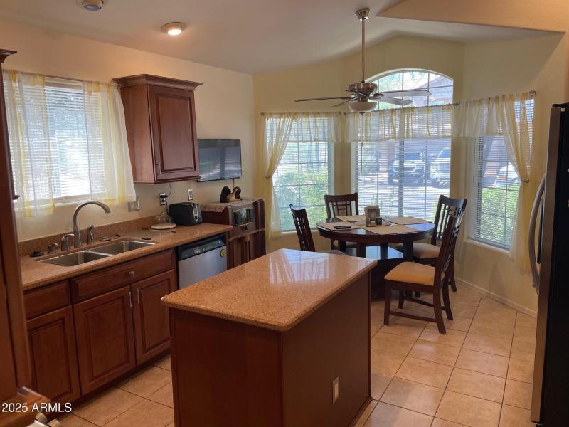 9 Kitchen Left Front