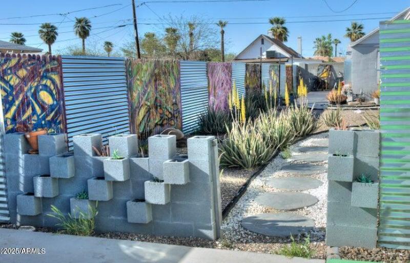 20251212194614928392000000-o