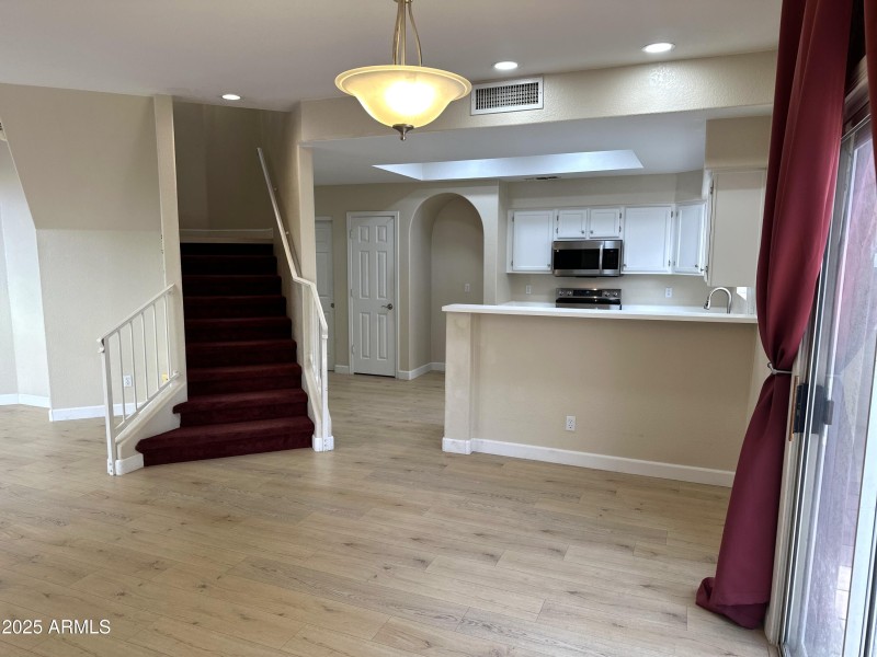 5018 Siesta 3 - 09Kitchen Stairs1