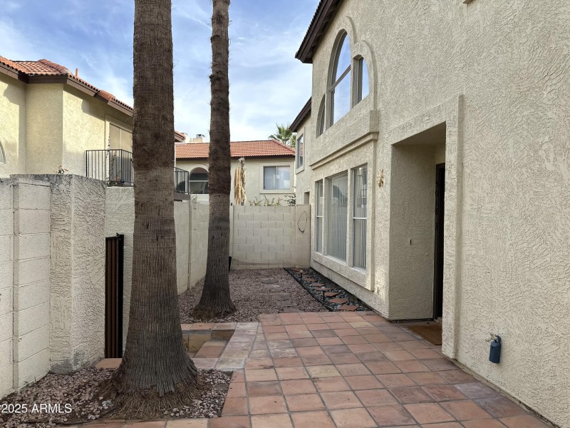 5018 Siesta 3 - 34Exterior