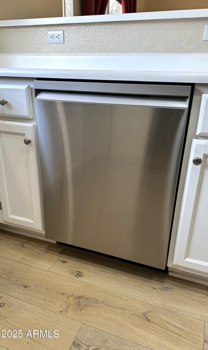 5018 Siesta 3 - 14Kitchen