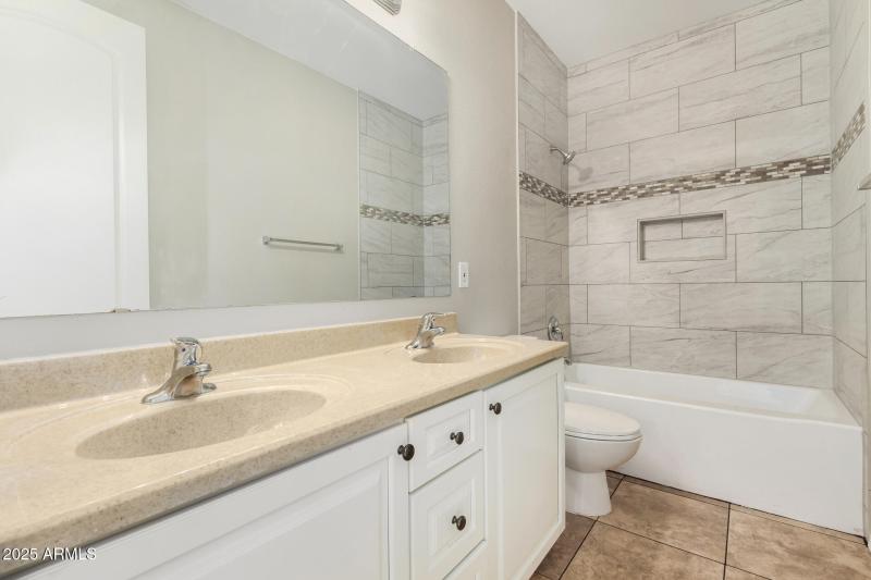 Upstairs Hall Bathroom