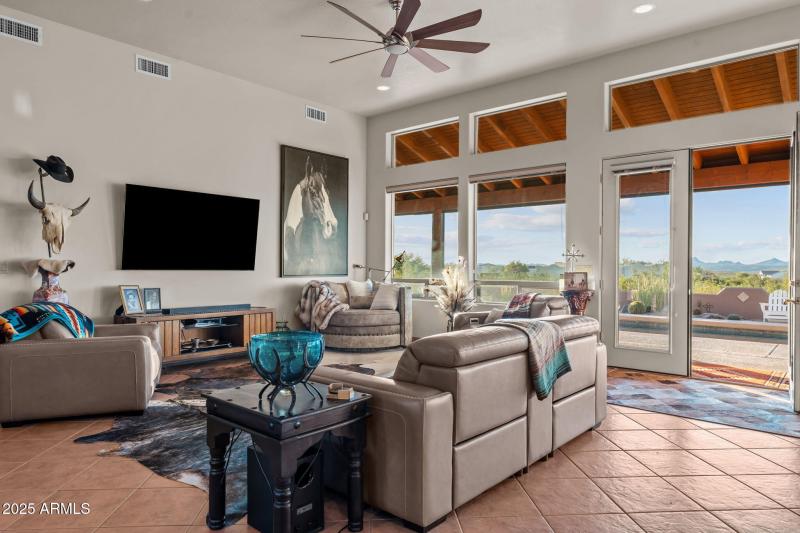 35740 S Calico Circle