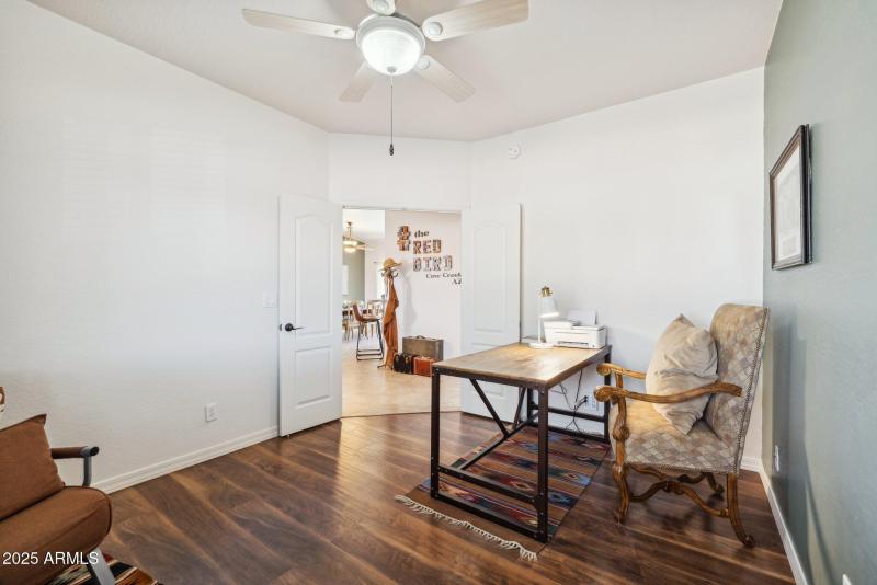 23-web-or-mls-4447-e-red-bird-rd