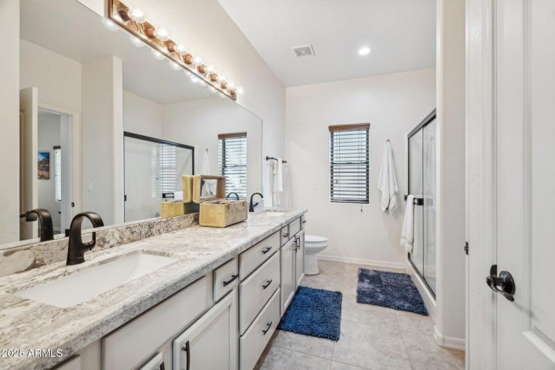 31-web-or-mls-4447-e-red-bird-rd