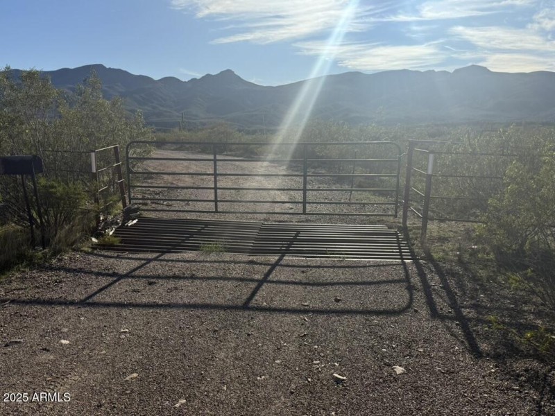 4A2FE3A7-DD69-47B3-B5B3-44CFB421B1D4_1_1