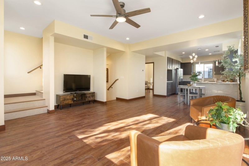 2nd Floor Living Area