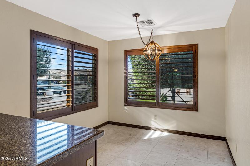 3809 W Five Mile Peak Dr-12