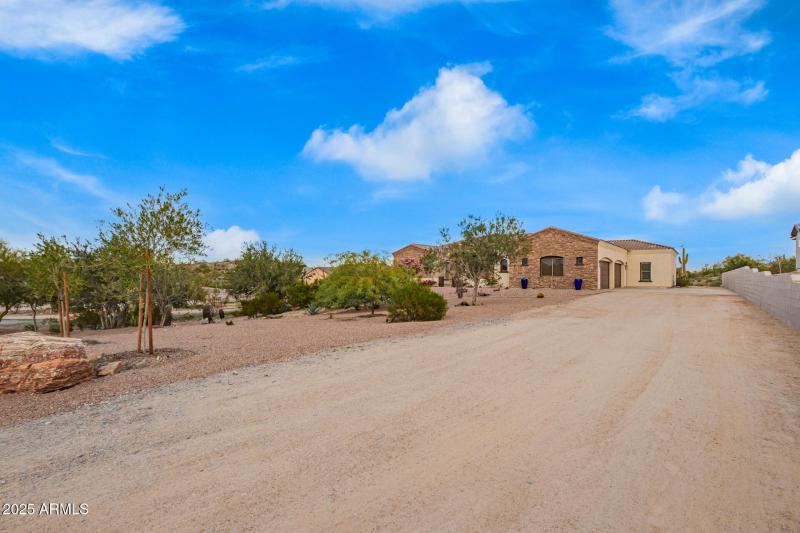 1 - Finch (12-23-25)