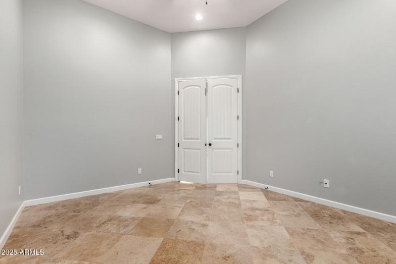 28 - Finch (12-23-25)