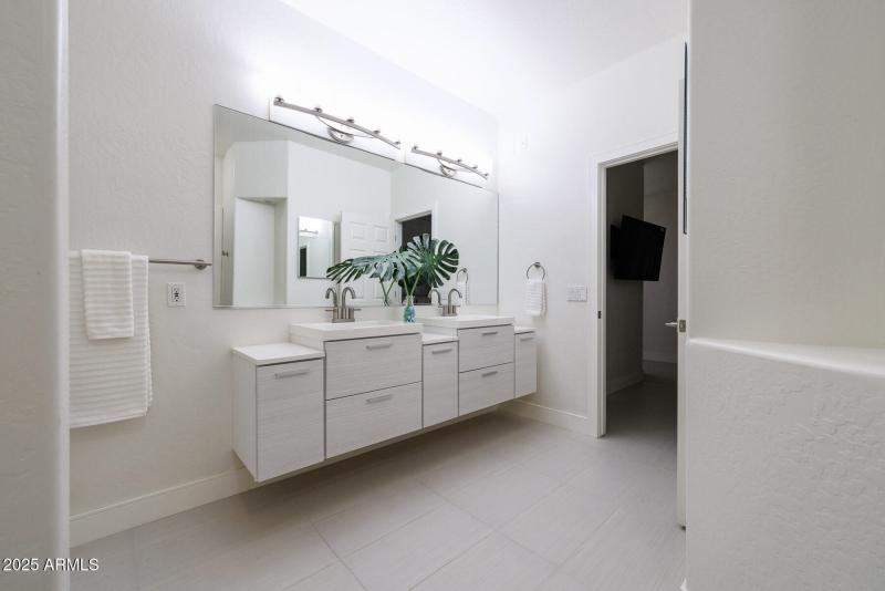 5450 E Mclellan Rd Unit 204-29