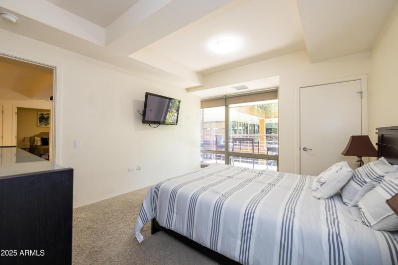 7131 E Rancho Vista-11