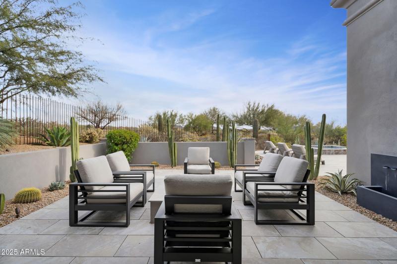 136-web-or-mls-Aniko-125