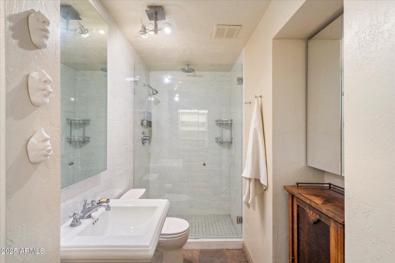 Primary Suite Bathroom