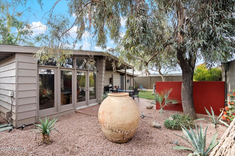 Backyard Garden Space