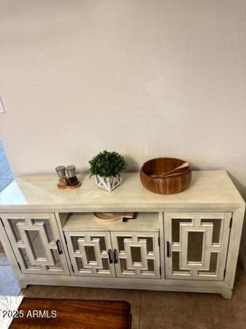 BB0DE578-38E0-42DB-8495-879653EE6FA8_4_5