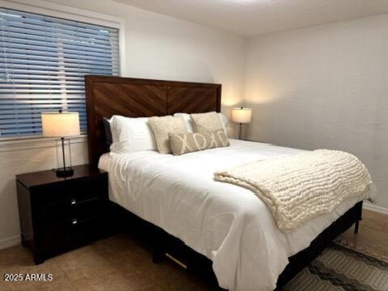 72CB1D77-C6C8-4BFA-B157-F4100F5BDE16_4_5